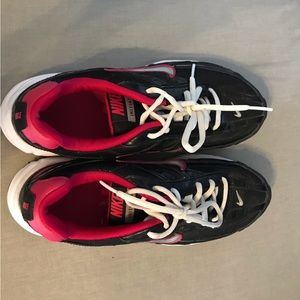 Nike Womens Initiator Black Athletic Running Shoes Sneakers